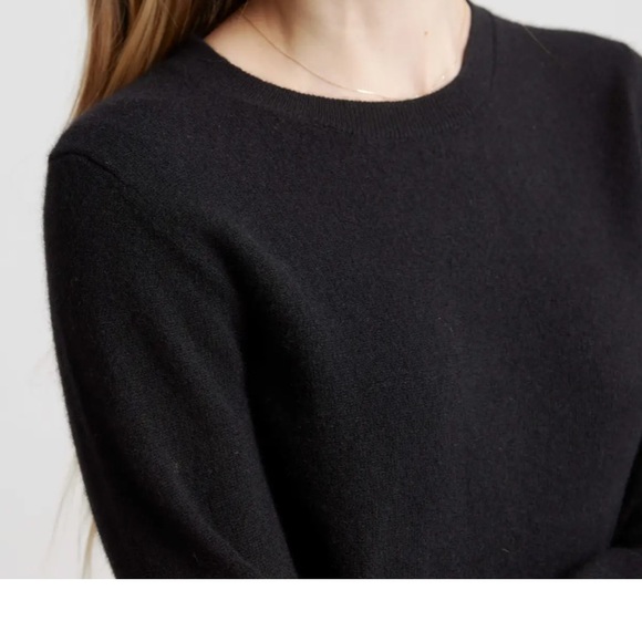 Mongolian Cashmere Crewneck Sweater - Picture 4 of 9